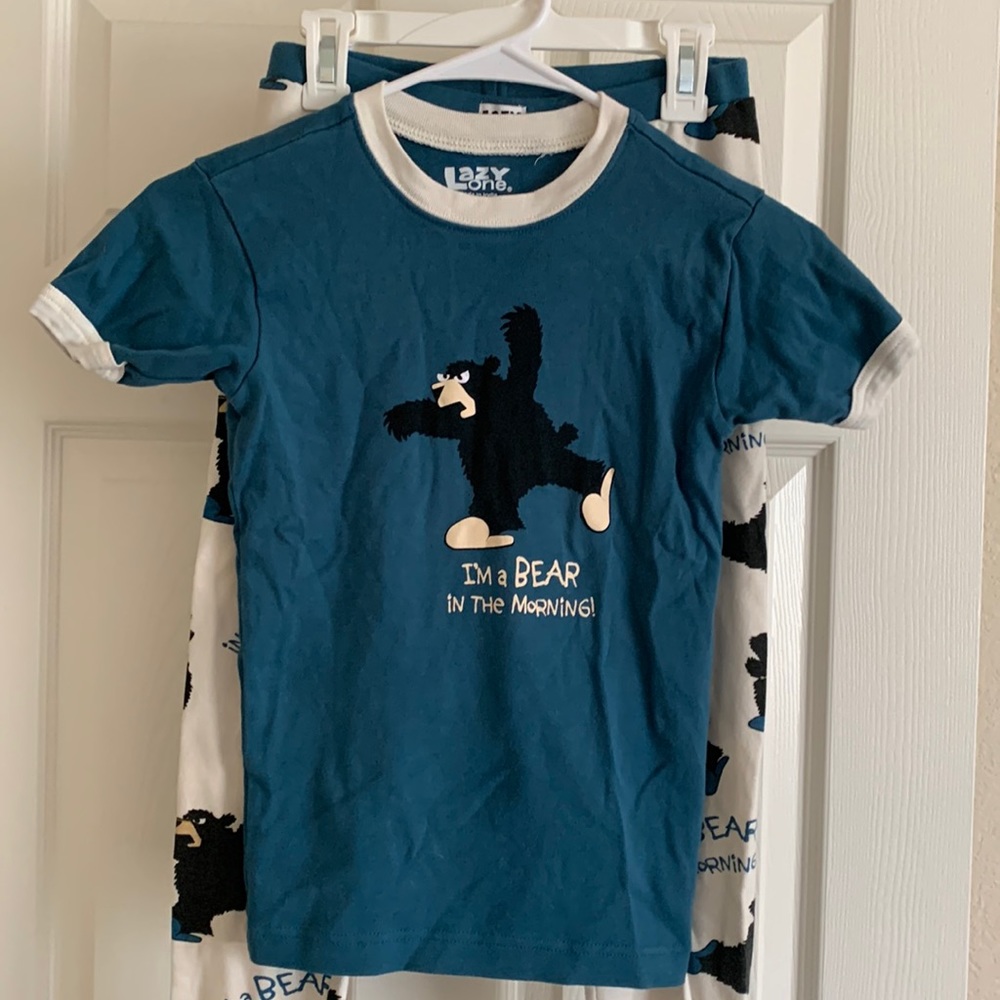 Like new! Lazy One “I’m a Bear in the Morning” pajama set. Size 10.
